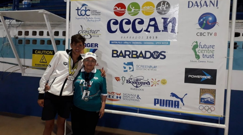 Diego un Delfín de plata y bronce para México Club deportivo El Delfín